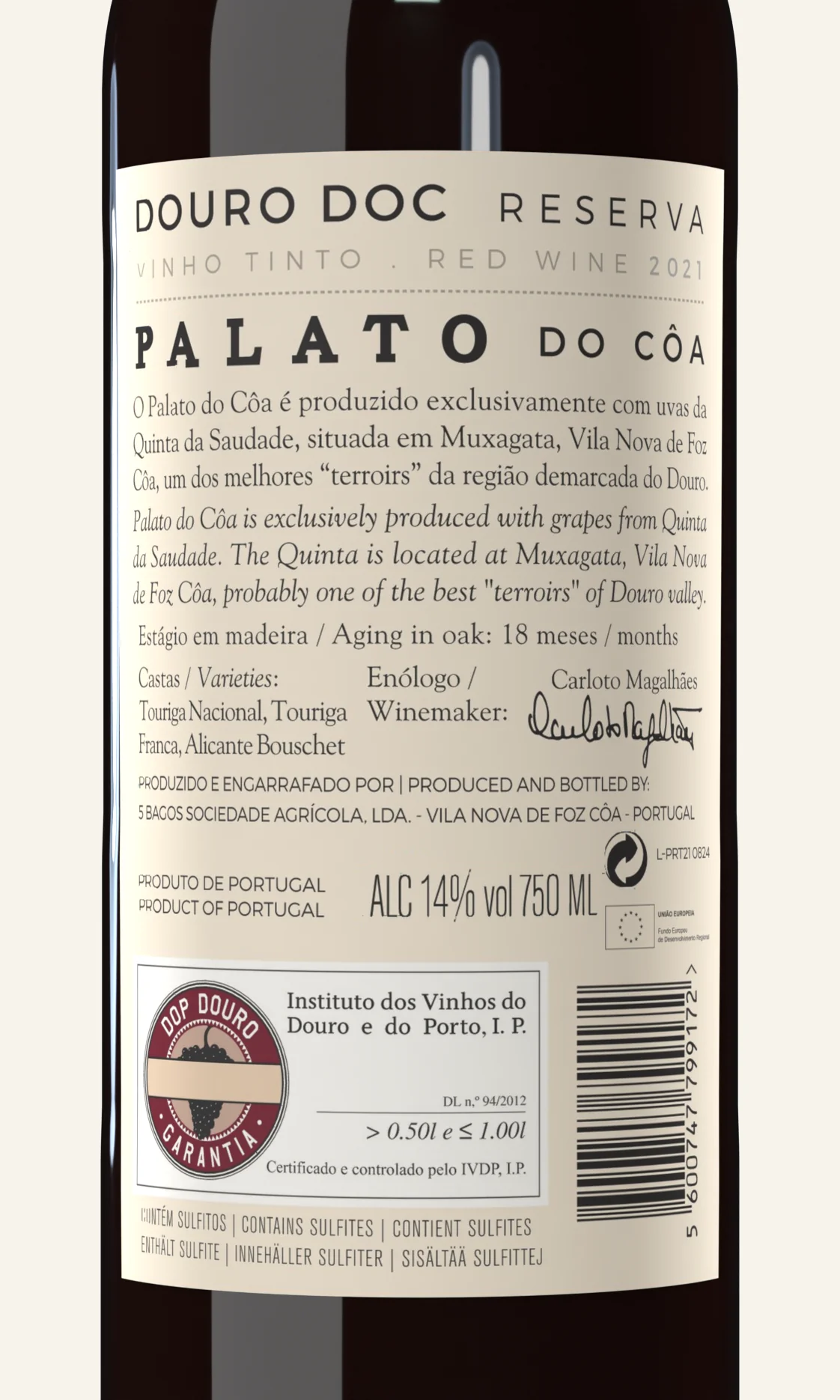 Contra-rótulo do Palato do Côa Reserva Tinto, em plano aproximado