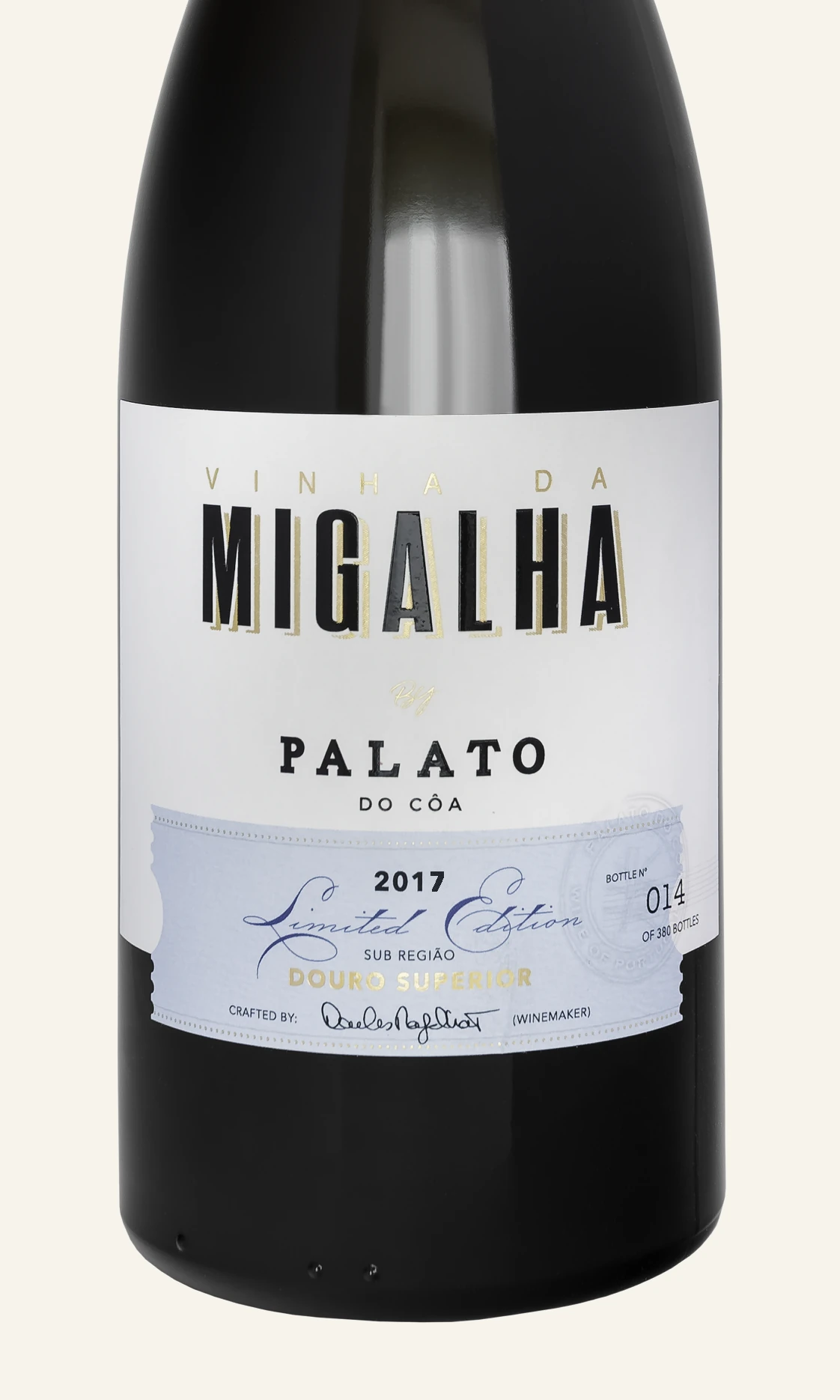 Vinha da Migalha Branco label, close up