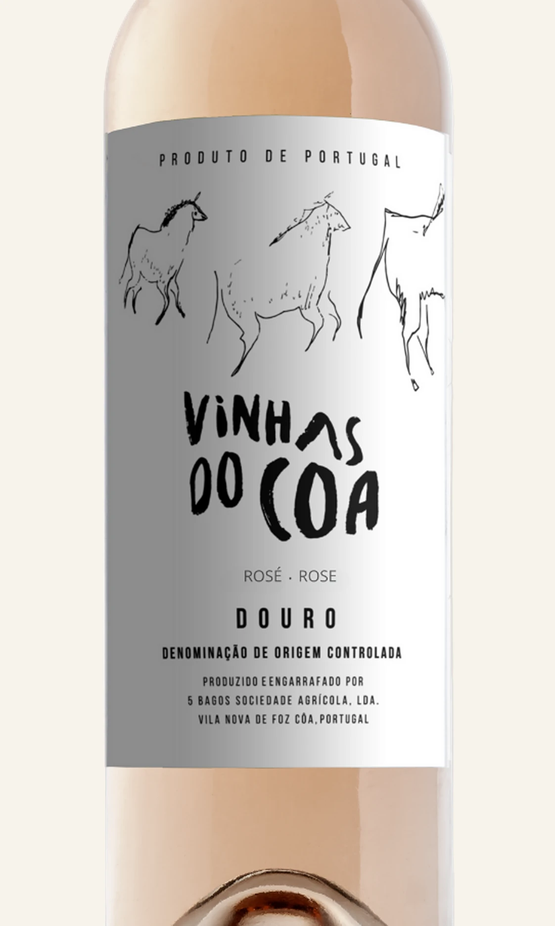 Rótulo do Vinhas do Côa Rosé, em plano aproximado