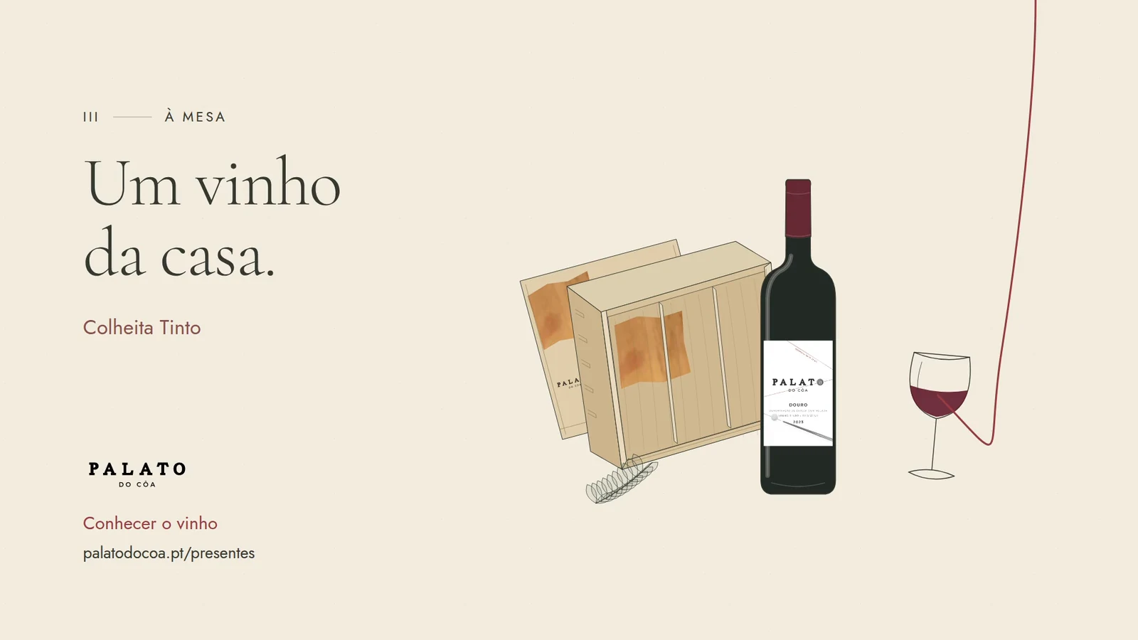 Ilustração a lápis de cor: uma caixa de madeira aberta, uma garrafa de Palato do Côa Colheita Tinto e um copo de tinto, ligados por um fio de vinho.